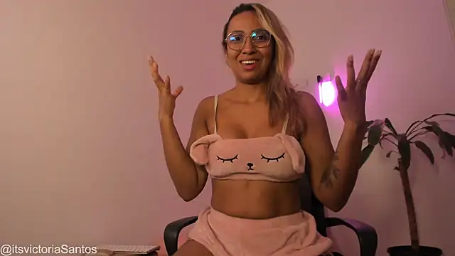 Victoriasant online show from 03.27.26