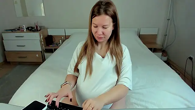 stella vestal online show from 02.03.25