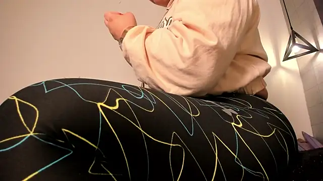  rebecca1 online show from 03.19.25