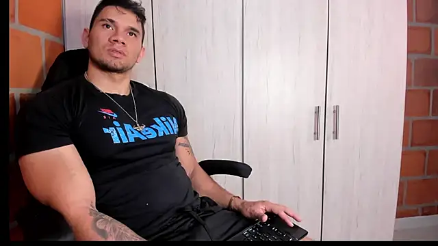 GendersonFit online show from 07.17.26