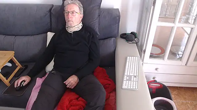 Nudelschwanz online show from 02.23.25