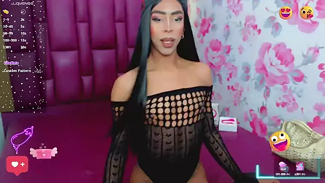 Snapshot of bigcockcandy111 chatting on 12.18.24 bigcockcandy111 online show from 12.18.24