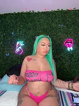 Snapshot of ThickAssRena chatting on 02.20.26 ThickAssRena online show from 02.20.26