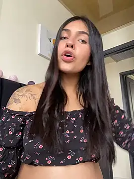 DaphneUwu online show from 02.16.25