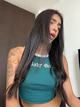 DaphneUwu online show from 04.19.26