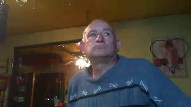 Snapshot of jeanlulu chatting on 09.27.25 jeanlulu online show from 09.27.25