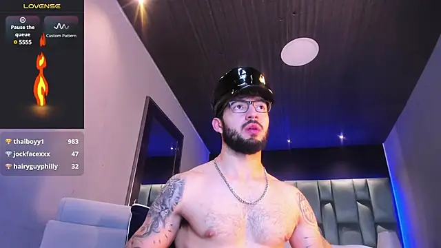 MarkWalker   online show from 02.17.25