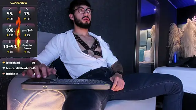 MarkWalker   online show from 03.11.25