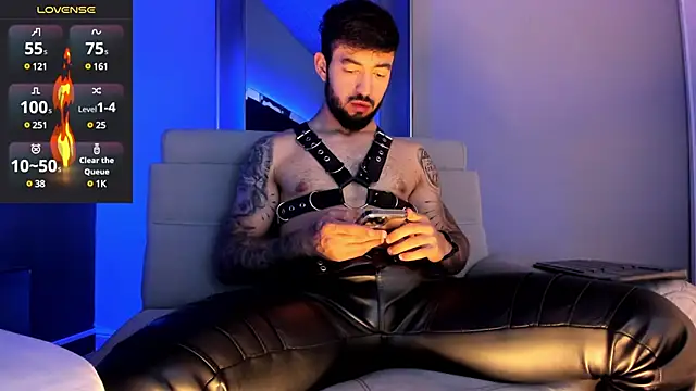 MarkWalker   online show from 03.16.25