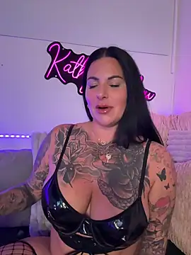 Snapshot of InKed-Kathy chatting on 05.12.26 InKed-Kathy online show from 05.12.26