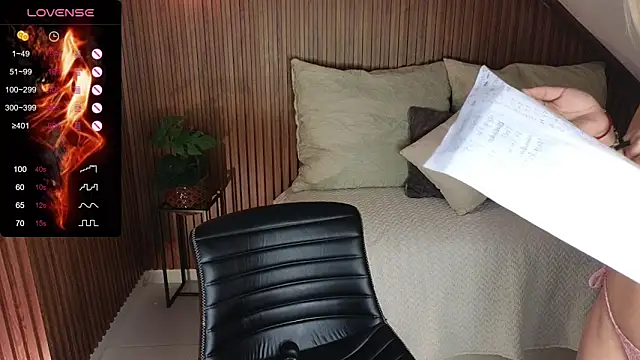 AmelieAxie online show from 02.19.25