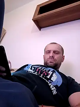 Snapshot of Roman0798 chatting on 12.13.24 Roman0798 online show from 12.13.24