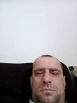 Snapshot of Roman0798 chatting on 12.17.24 Roman0798 online show from 12.17.24