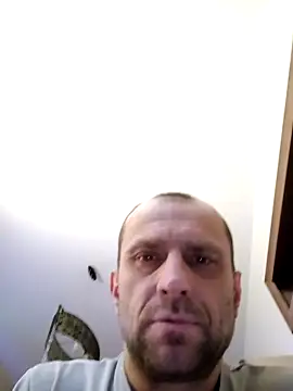 Snapshot of Roman0798 chatting on 12.21.24 Roman0798 online show from 12.21.24