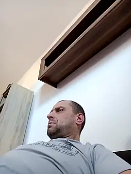 Snapshot of Roman0798 chatting on 12.21.24 Roman0798 online show from 12.21.24