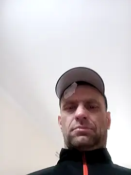 Snapshot of Roman0798 chatting on 02.05.25 Roman0798 online show from 02.05.25