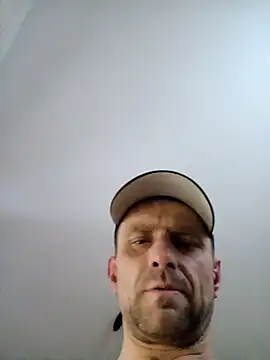 Snapshot of Roman0798 chatting on 02.18.25 Roman0798 online show from 02.18.25