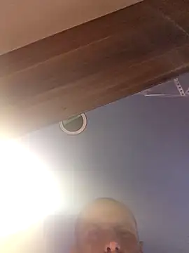 Snapshot of Roman0798 chatting on 09.17.25 Roman0798 online show from 09.17.25