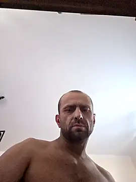 Snapshot of Roman0798 chatting on 09.24.25 Roman0798 online show from 09.24.25