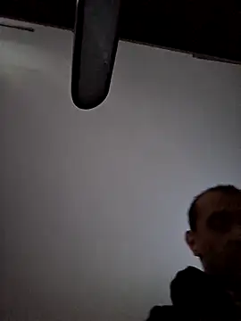 Snapshot of Roman0798 chatting on 10.21.25 Roman0798 online show from 10.21.25