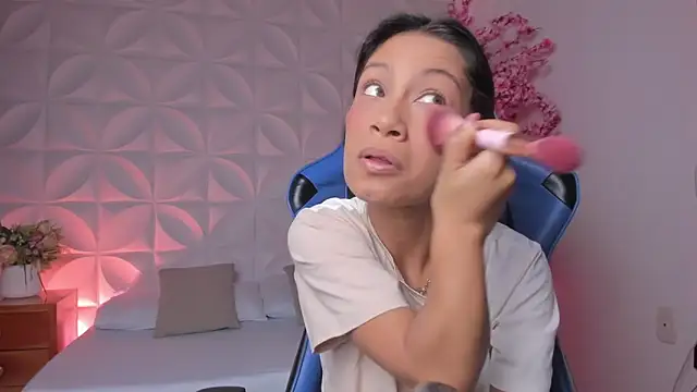 cora 22 online show from 03.19.26