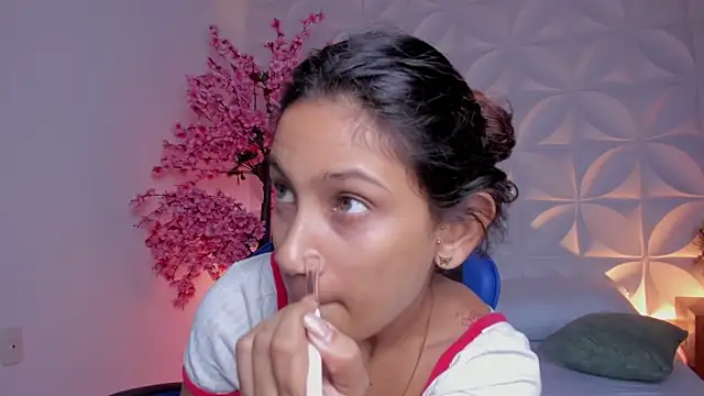 cora 22 online show from 04.07.26