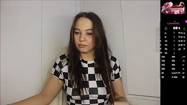 Snapshot of anna_from_heavenTV chatting on 01.13.25 anna from heavenTV online show from 01.13.25