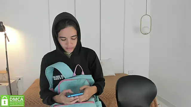 Snapshot of sexychanell_18 chatting on 01.23.25 sexychanell 18 online show from 01.23.25