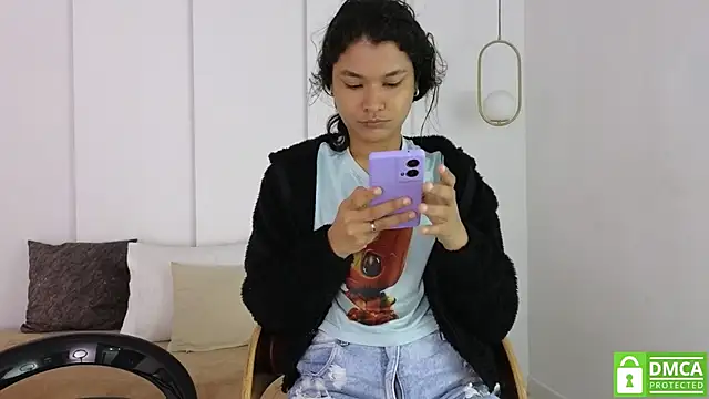 Snapshot of sexychanell_18 chatting on 10.09.25 sexychanell 18 online show from 10.09.25