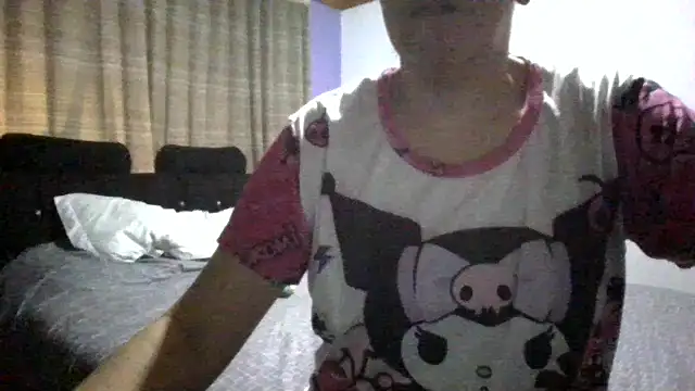 Snapshot of RAYA_1 chatting on 01.15.25 RAYA 1 online show from 01.15.25