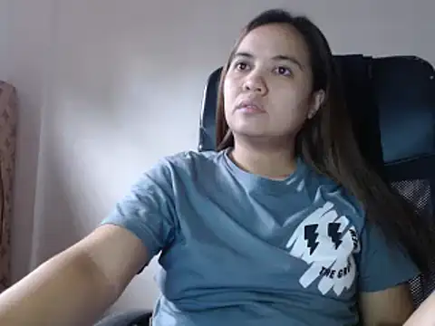 xTheLastVIRGINx online show from 12.23.24