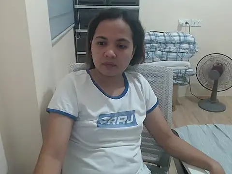 xTheLastVIRGINx online show from 04.07.26