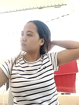 xTheLastVIRGINx online show from 04.14.26