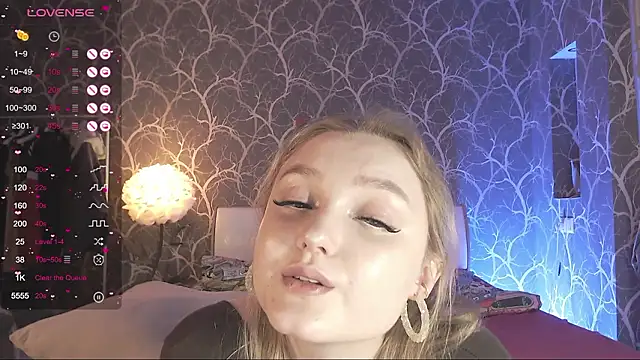 MiaMiaMeow online show from 03.14.26