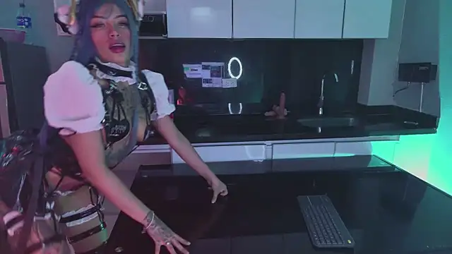 Scarlett collins02 online show from 01.13.25