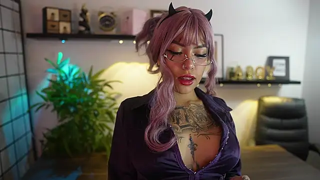 Scarlett collins02 online show from 04.18.26