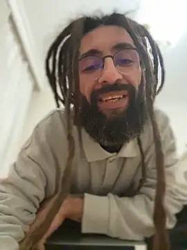 Addicted Avocado online show from 12.20.25