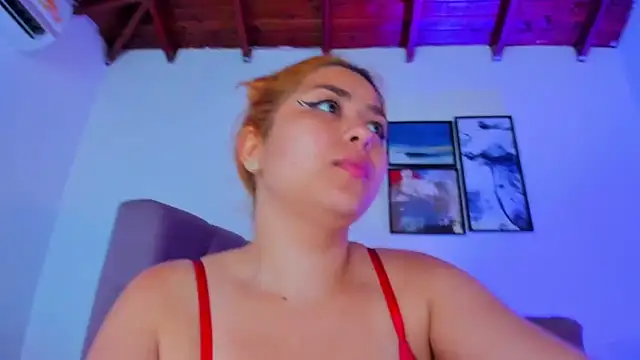 Gretta Queen online show from 03.15.25