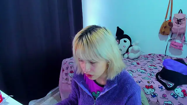 Akane-Mou online show from 04.22.26