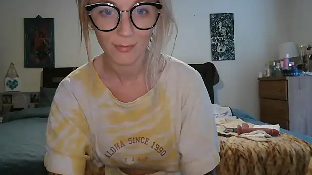 Heyitsmee33 online show from 07.08.26