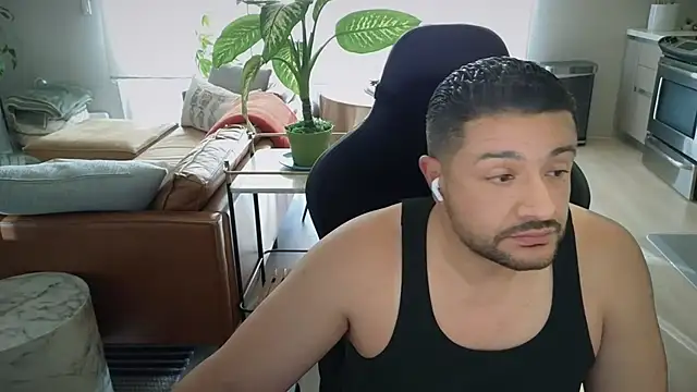 HungandThickLatin online show from 11.01.25