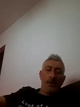 Snapshot of DildoG45 chatting on 05.09.26 DildoG45 online show from 05.09.26