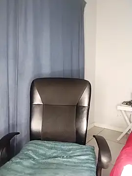 Lalakin90 online show from 02.21.25