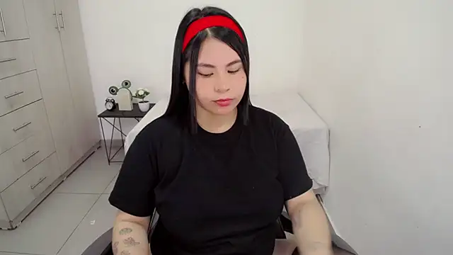 Youlittlepervertt  online show from 02.11.26