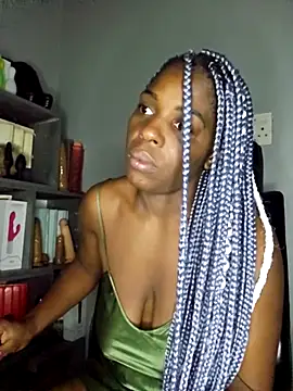 Snapshot of Shaniko89 chatting on 04.02.26 Shaniko89 online show from 04.02.26