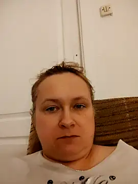 Snapshot of She-devilx chatting on 02.14.26 She-devilx online show from 02.14.26