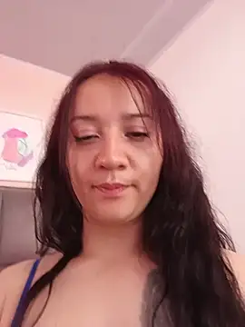Snapshot of Jessica_Dove chatting on 07.23.26 Jessica Dove online show from 07.23.26