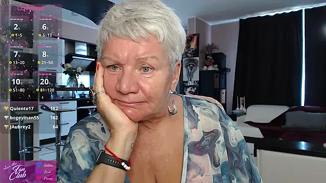 Snapshot of roxana_brooks chatting on 07.28.26 roxana brooks online show from 07.28.26