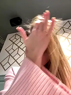 ValenciaShock online show from 11.20.25