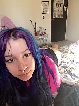 Snapshot of Lucygothic chatting on 12.26.24 Lucygothic online show from 12.26.24